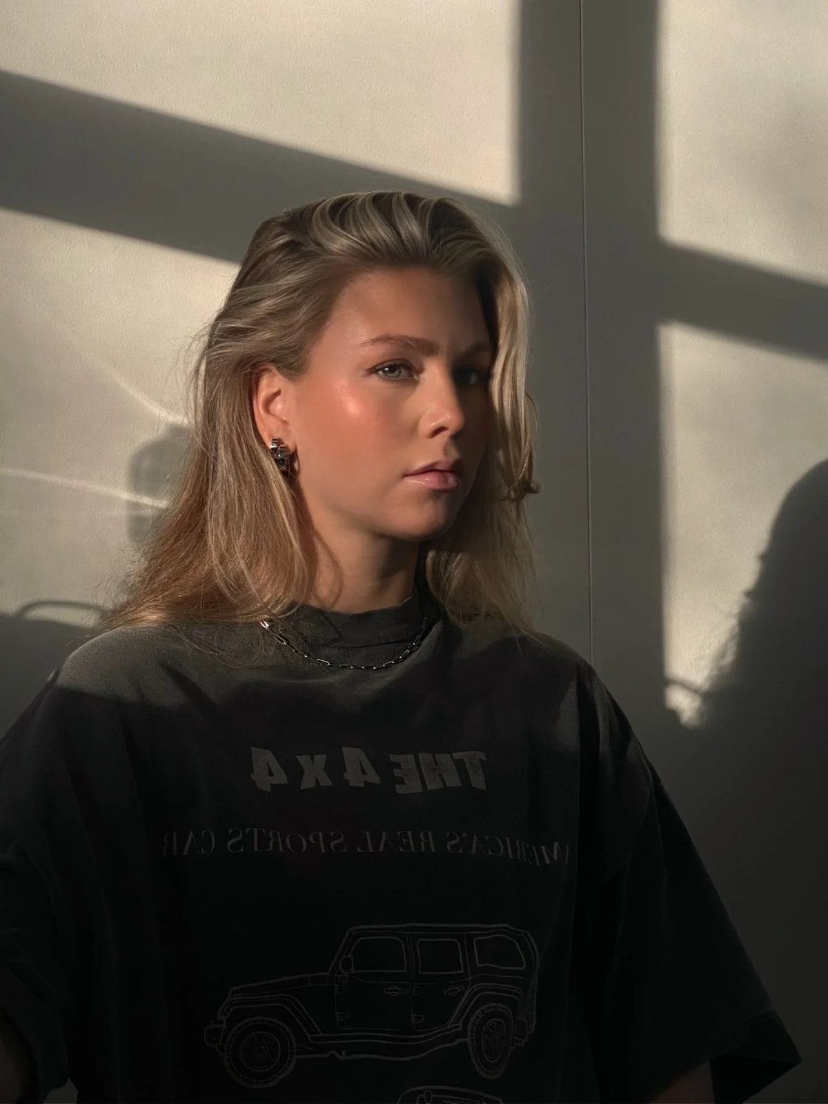 1104 by MAR - ELÍ2107 EYRNALOKKAR SILFUR