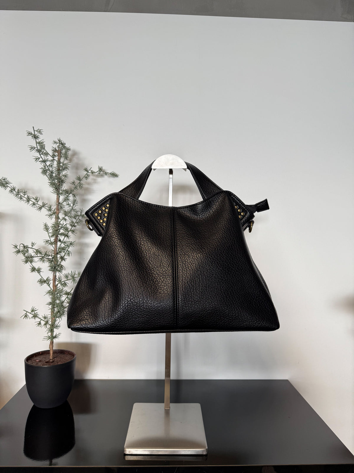 Taska 41 - Black