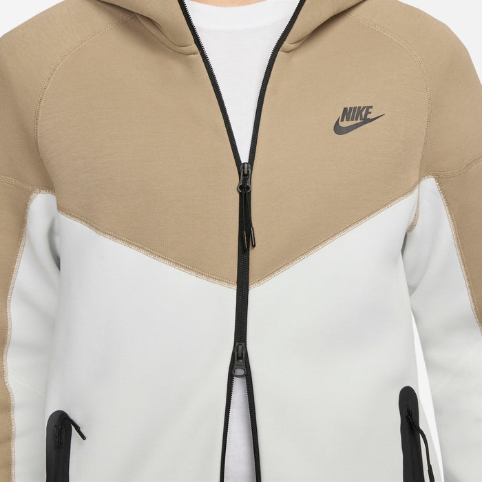 Nike Tech Fleece Peysa