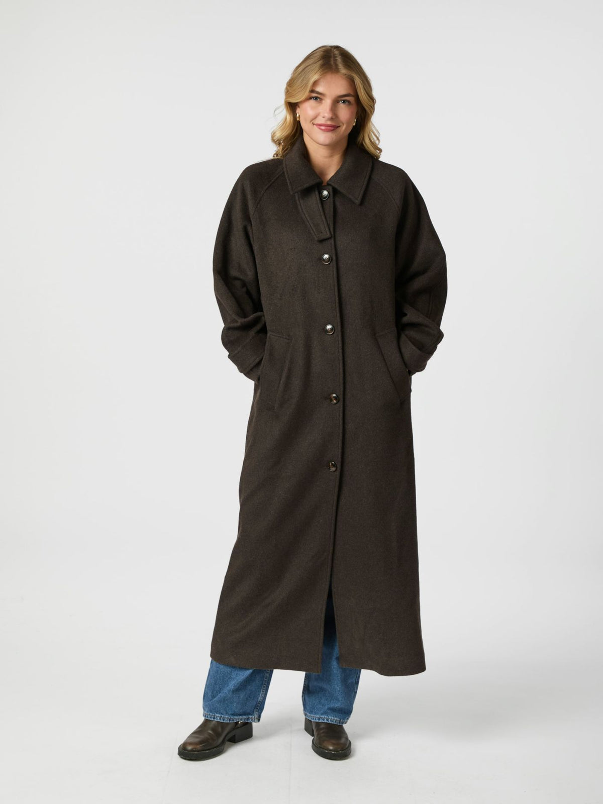 Neo Noir Keaton Woll Coat