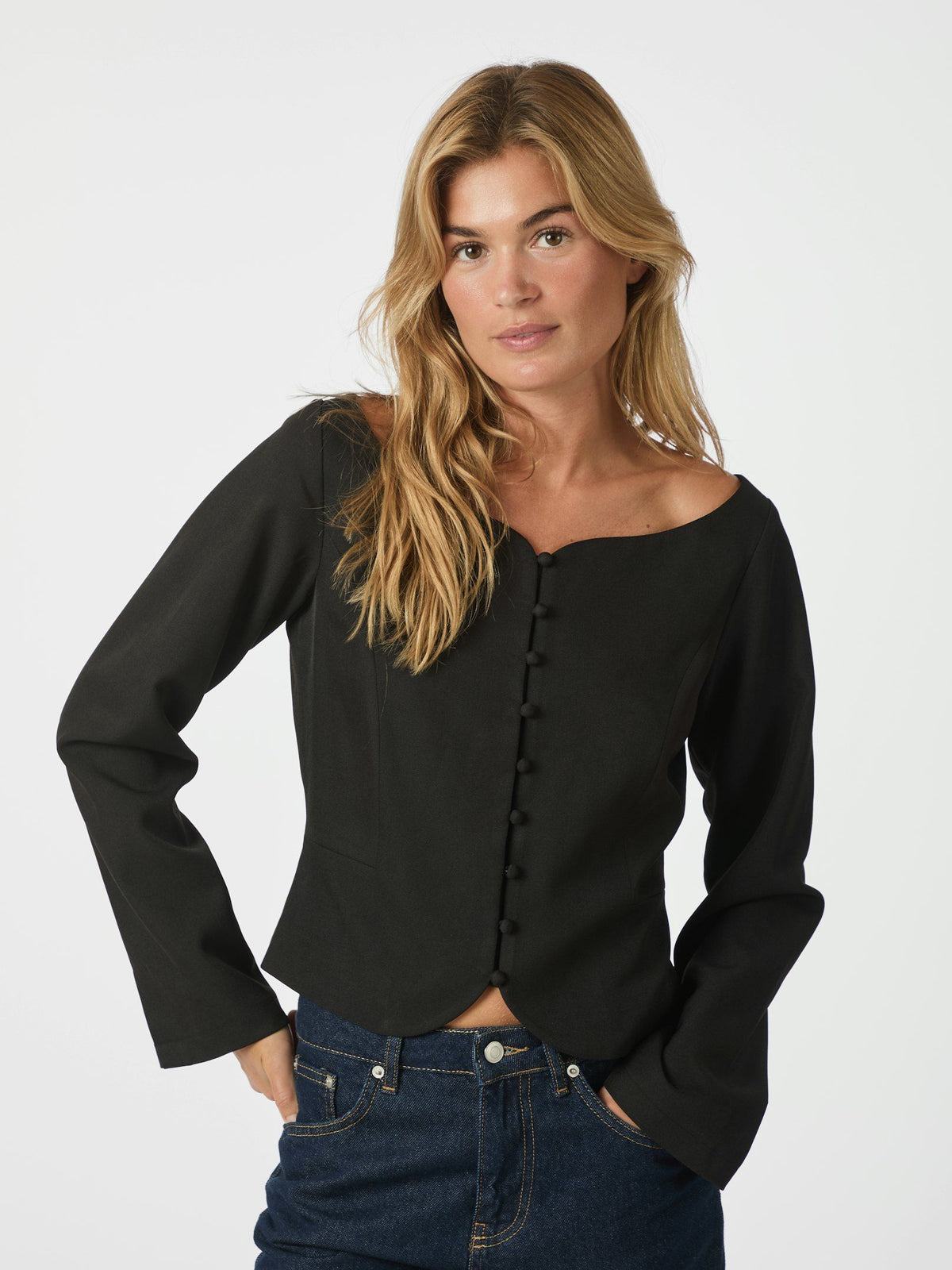 Neo Noir Salsa Blouse