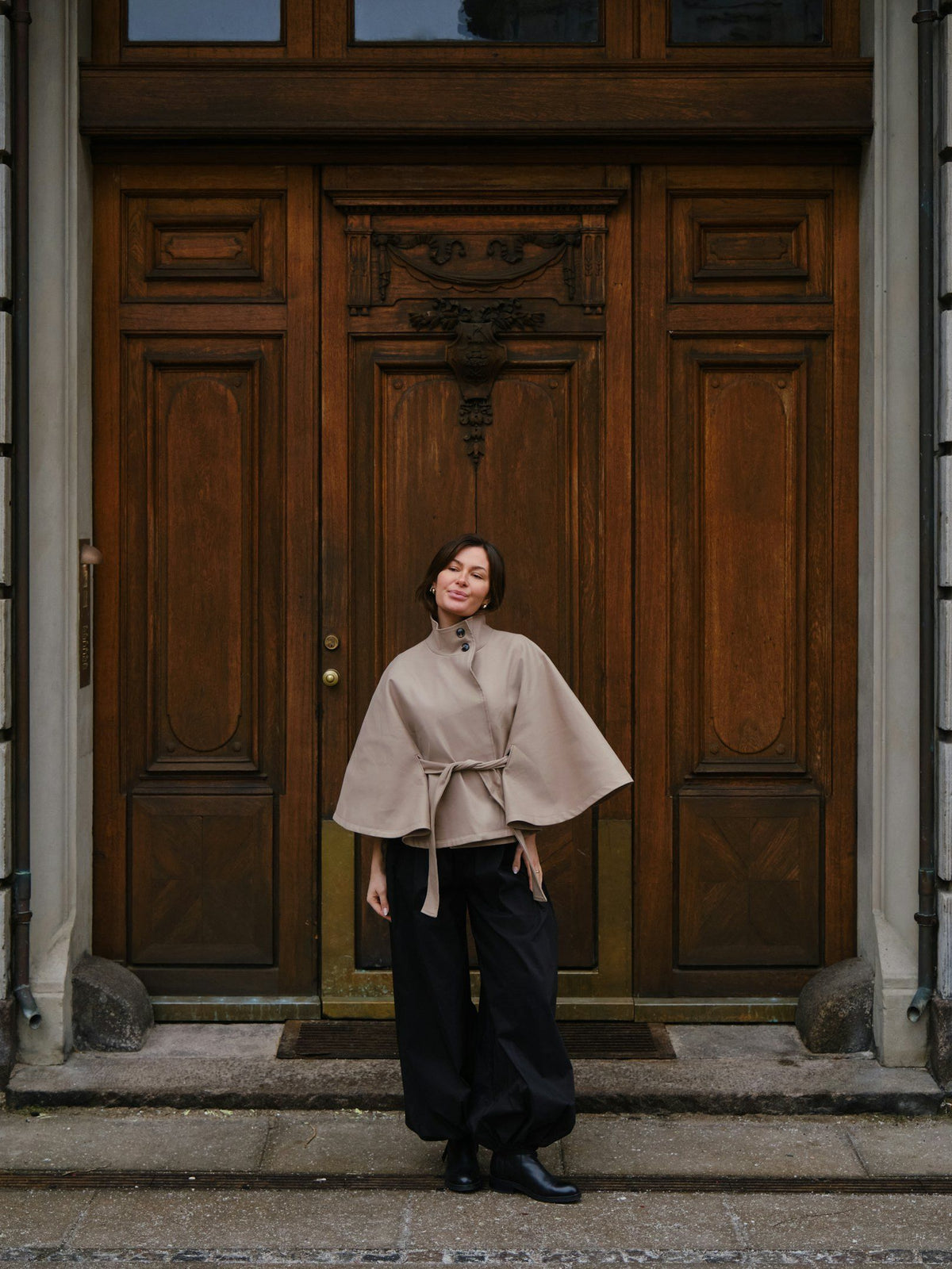 Neo Noir Roxane Balloon Poplin Pants