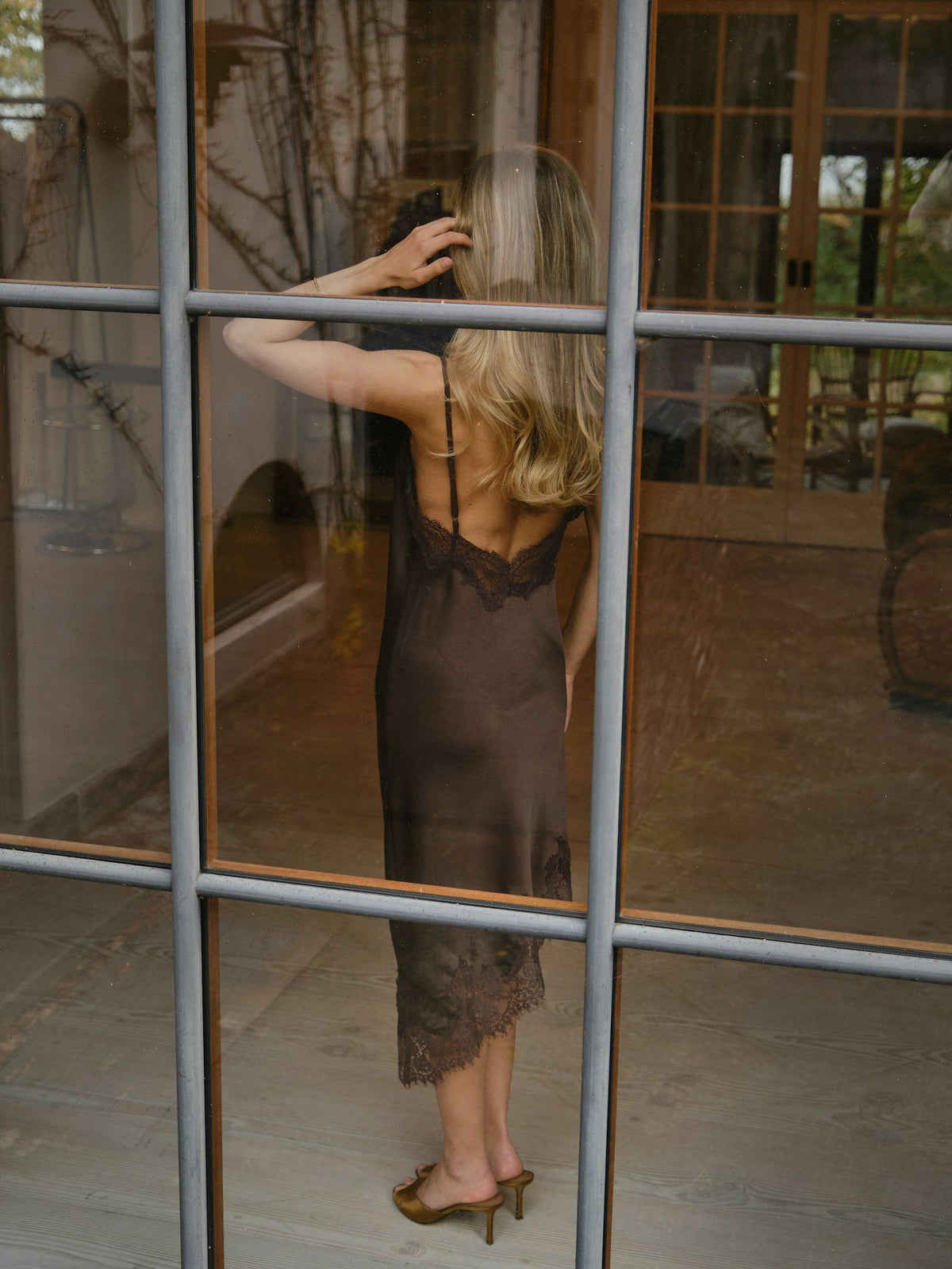 Neo Noir Sorelle Lace dress