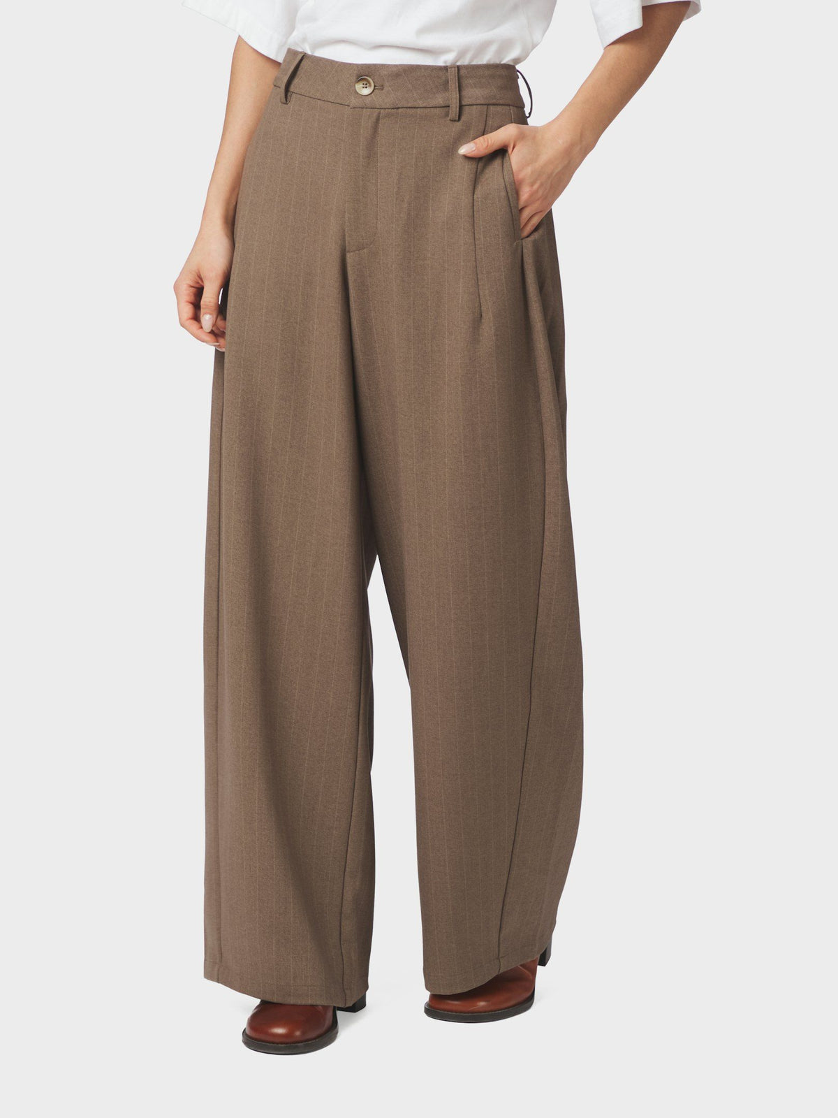 Neo Noir Essiall Pinstripe Pants