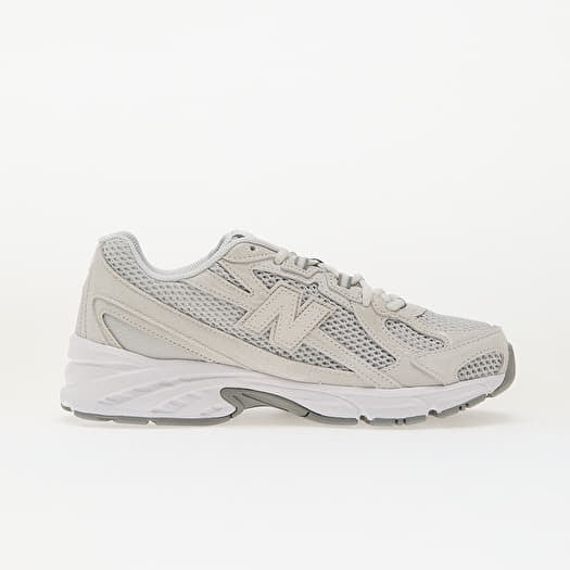 New Balance 740