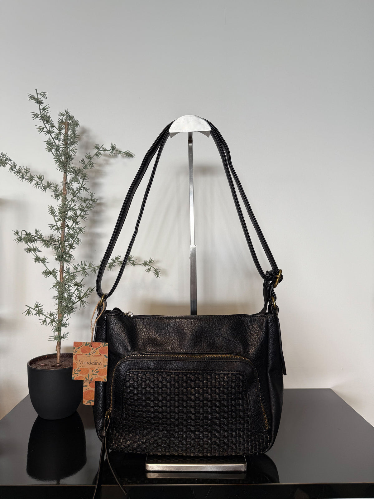 Taska 33 - Black