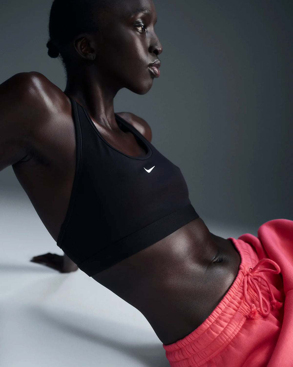 Nike Swoosh Light-Support Sports Bra