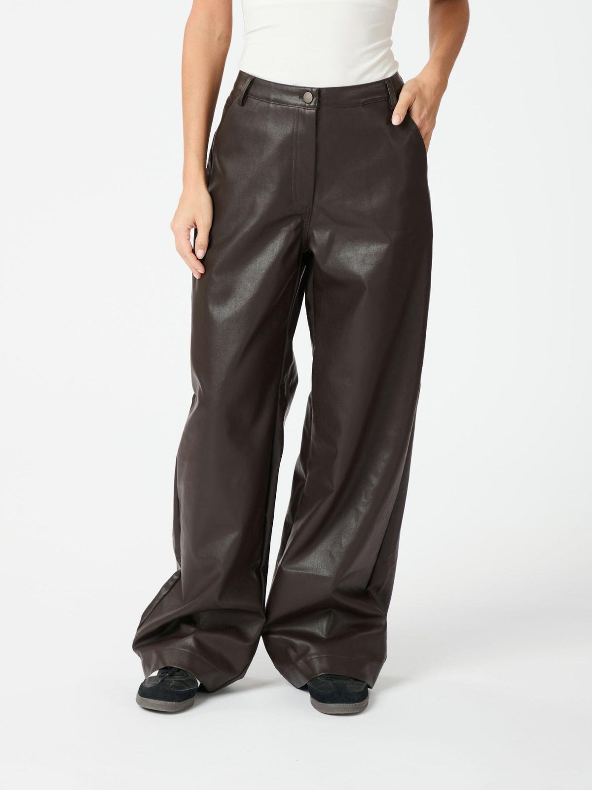 Neo Noir Pinur Faux Leather Pants