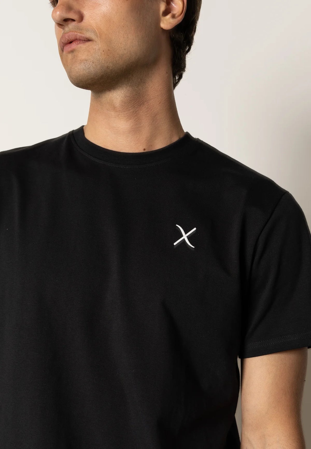 Clean Cut Copenhagen Cross Logo Bolur