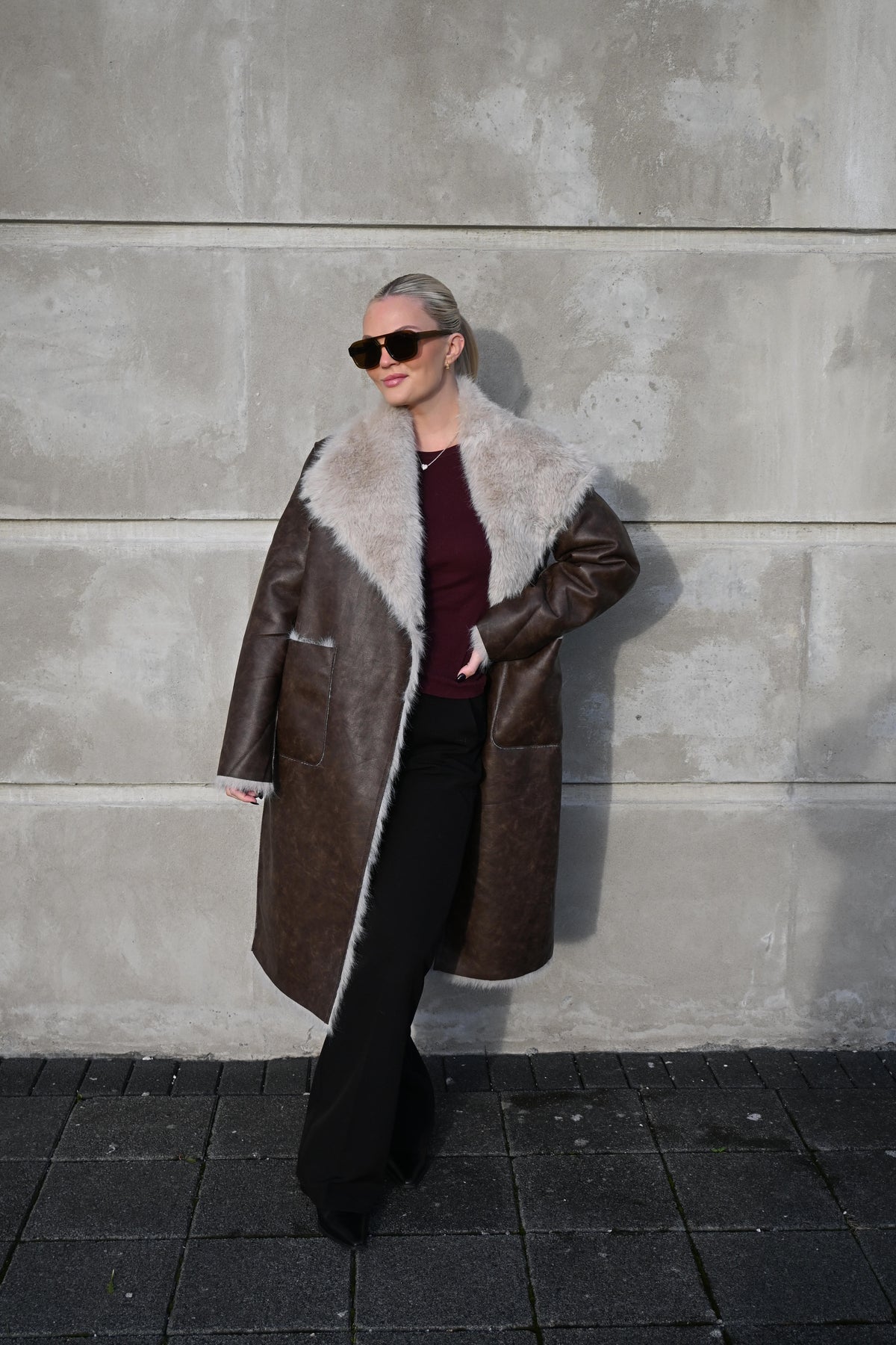 Reverseble Loðkápa - Brown/White