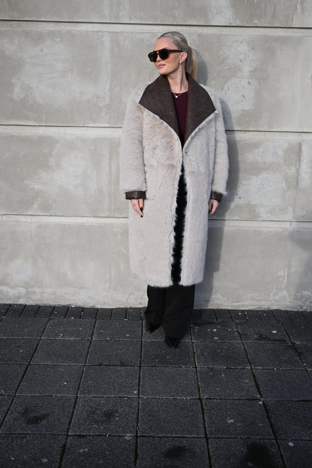 Reverseble Loðkápa - Brown/White