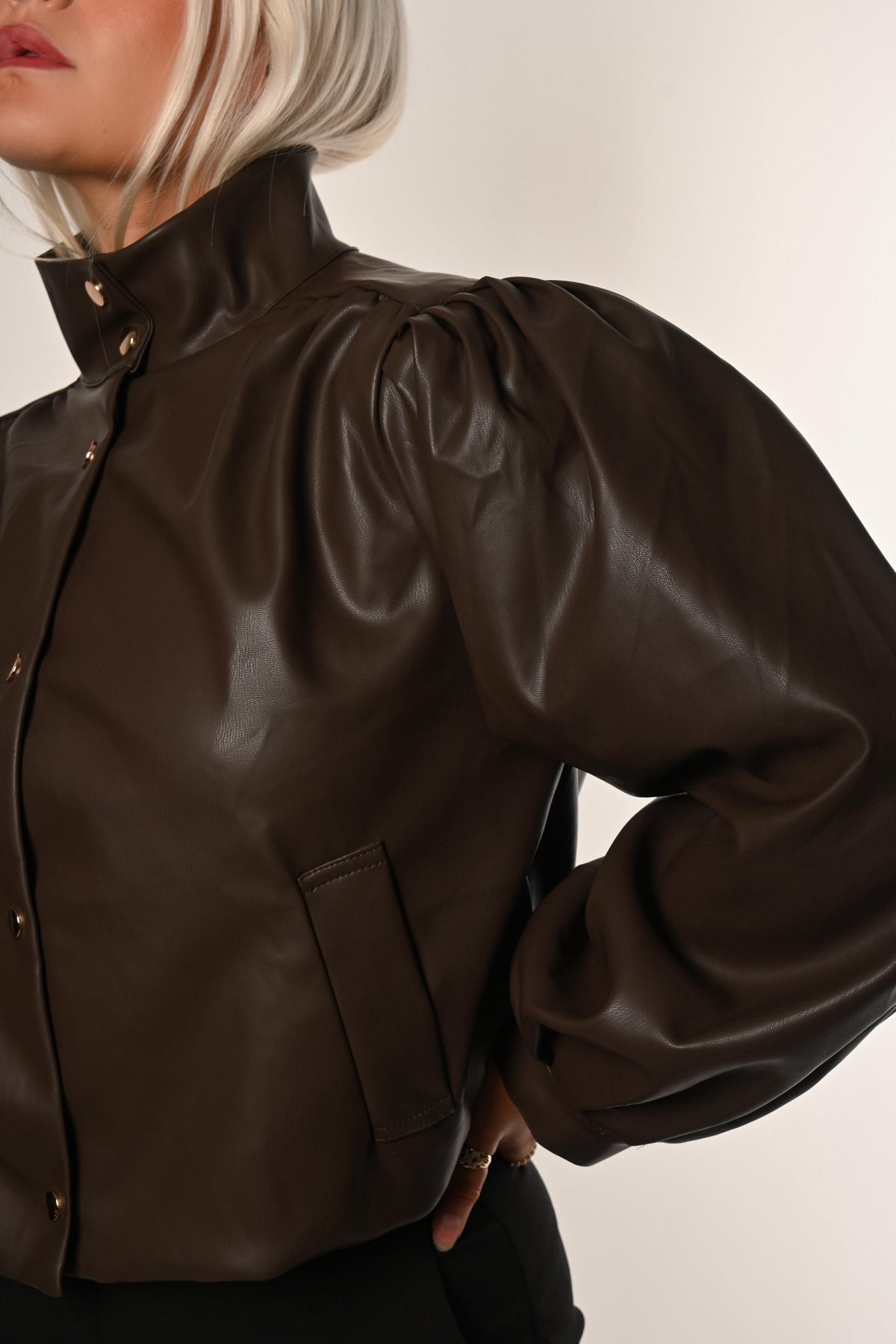 P.U Liza Jakki - Brúnn