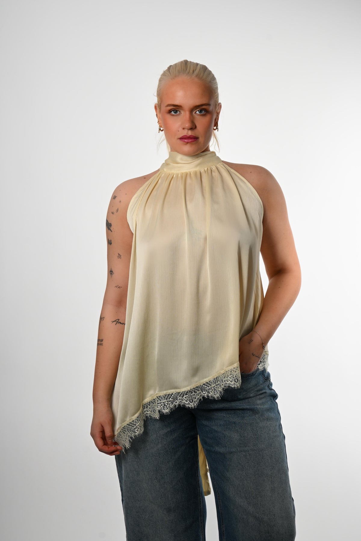 Halter Neck Toppur