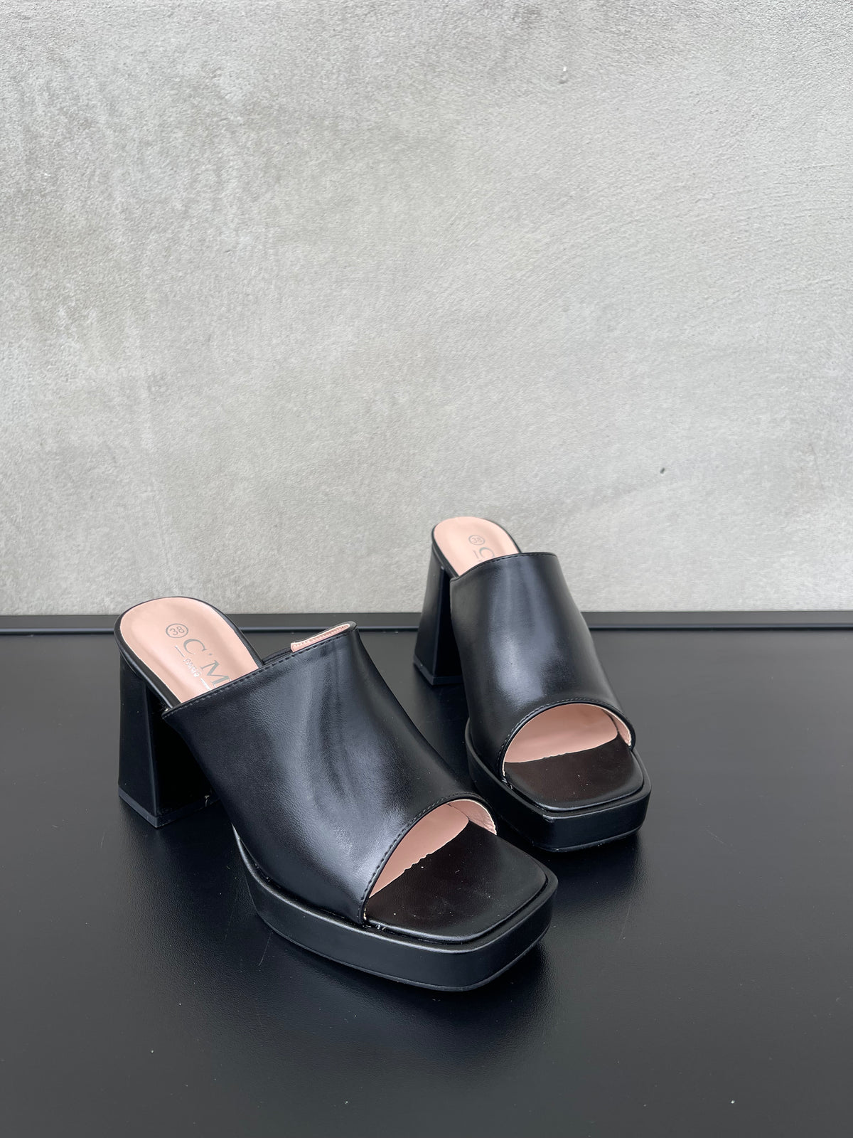 Selma Mules - Black