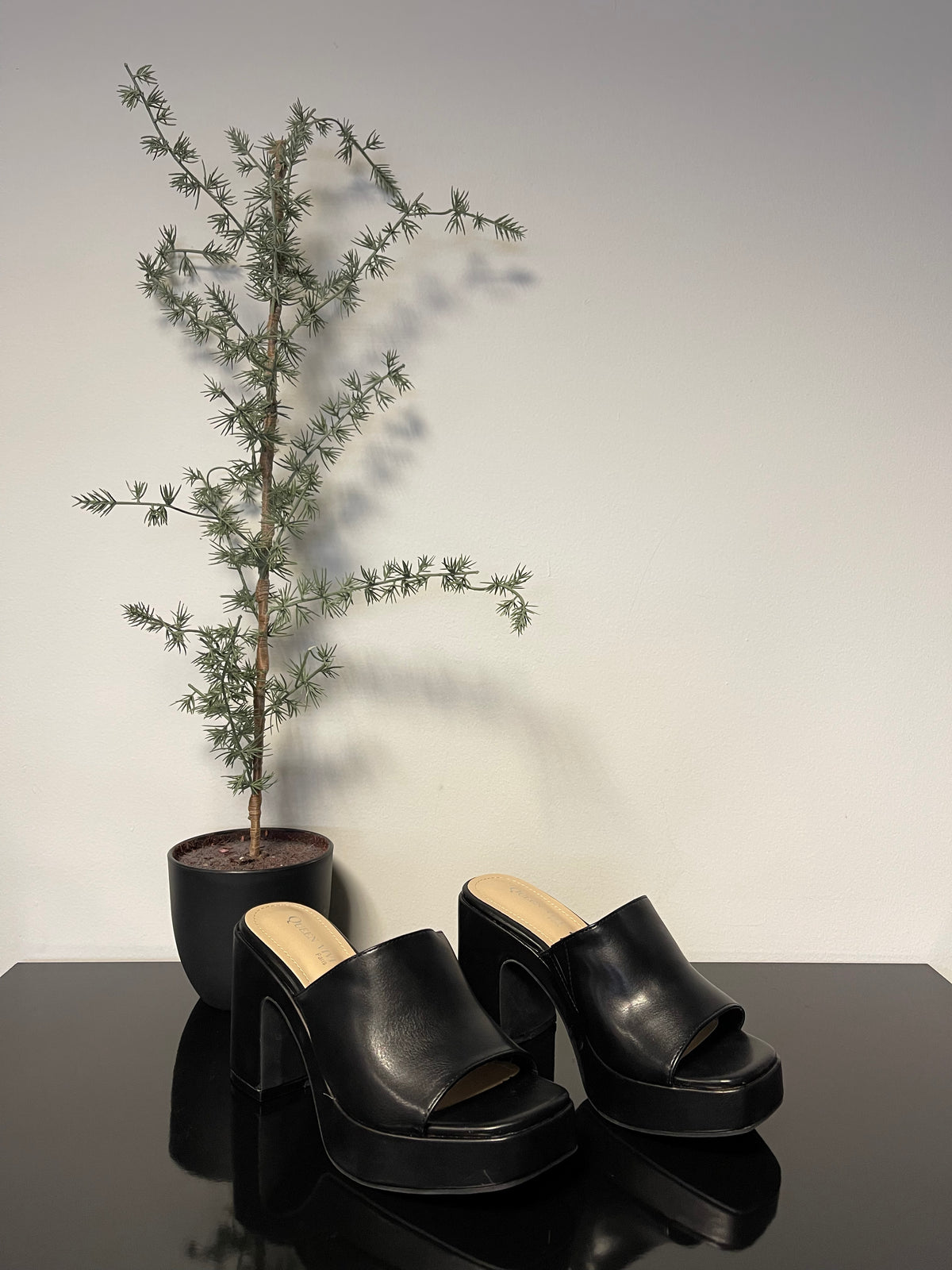 Stella Mules - Black