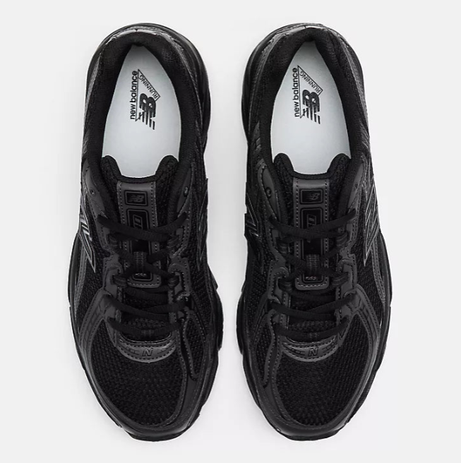 New Balance 740