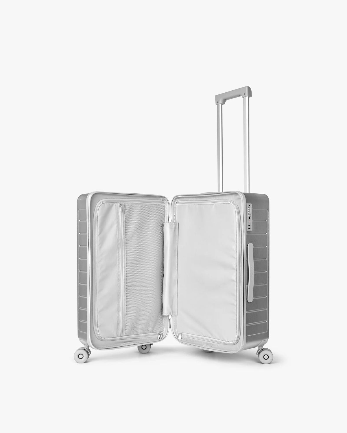 DAY-ET Medium 24" Silver Trunk Suitcase