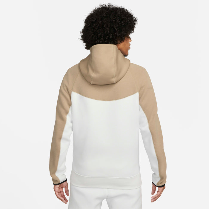 Nike Tech Fleece Peysa