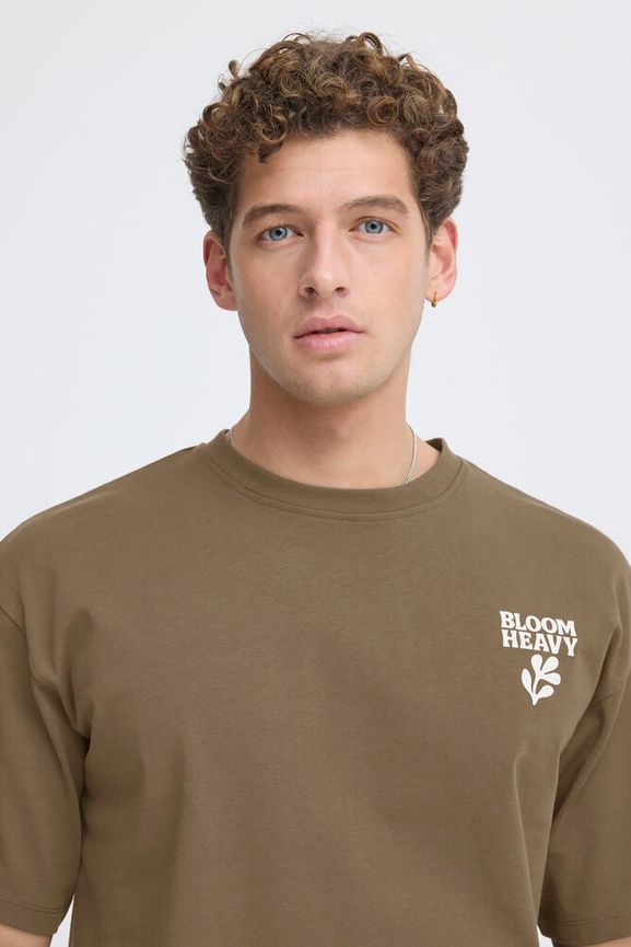 Casual Friday RELAXED T-Shirt
