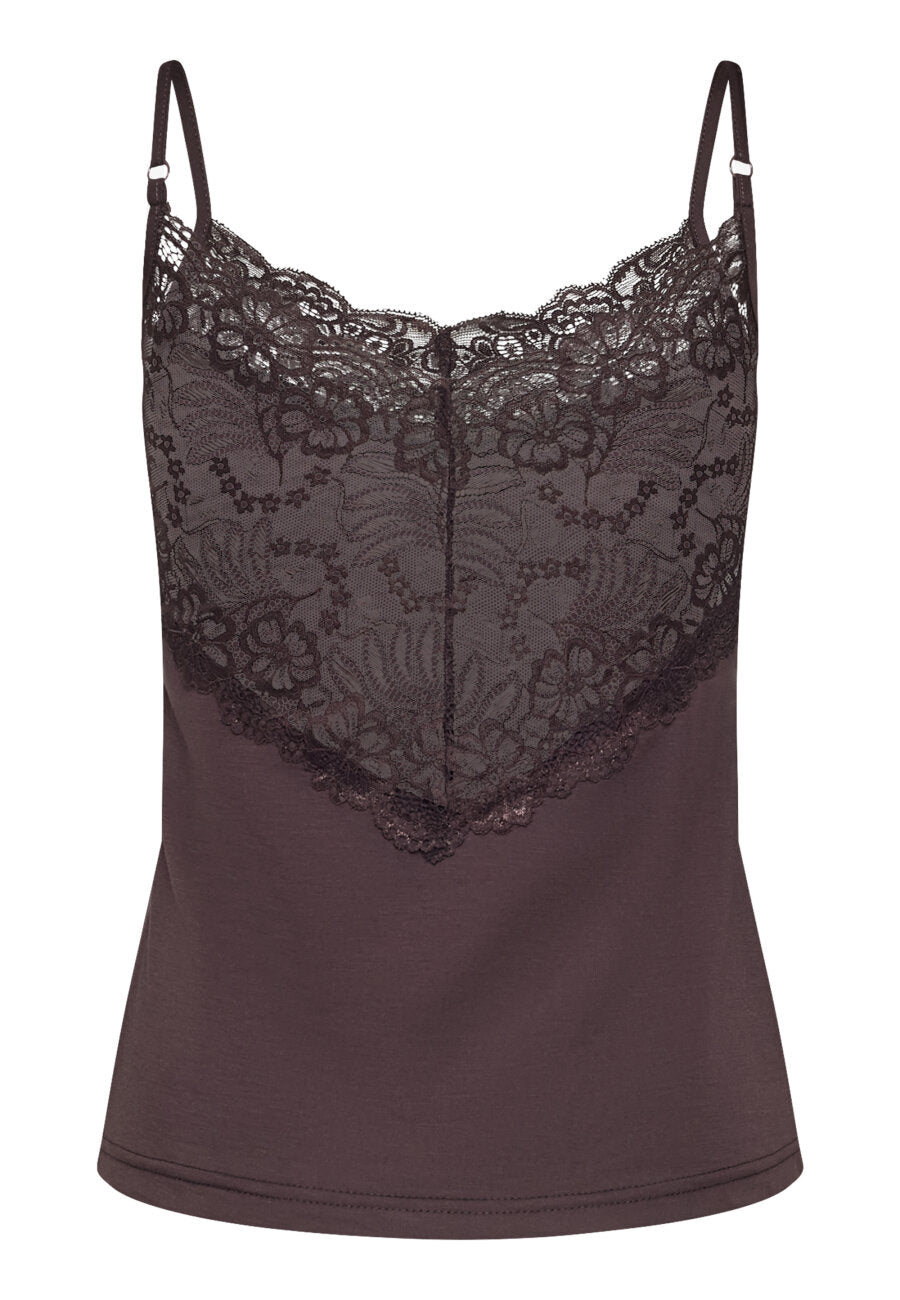 Sisters Point Vumi Toppur