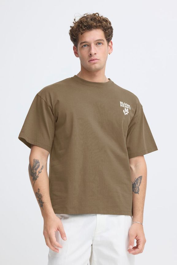 Casual Friday RELAXED T-Shirt