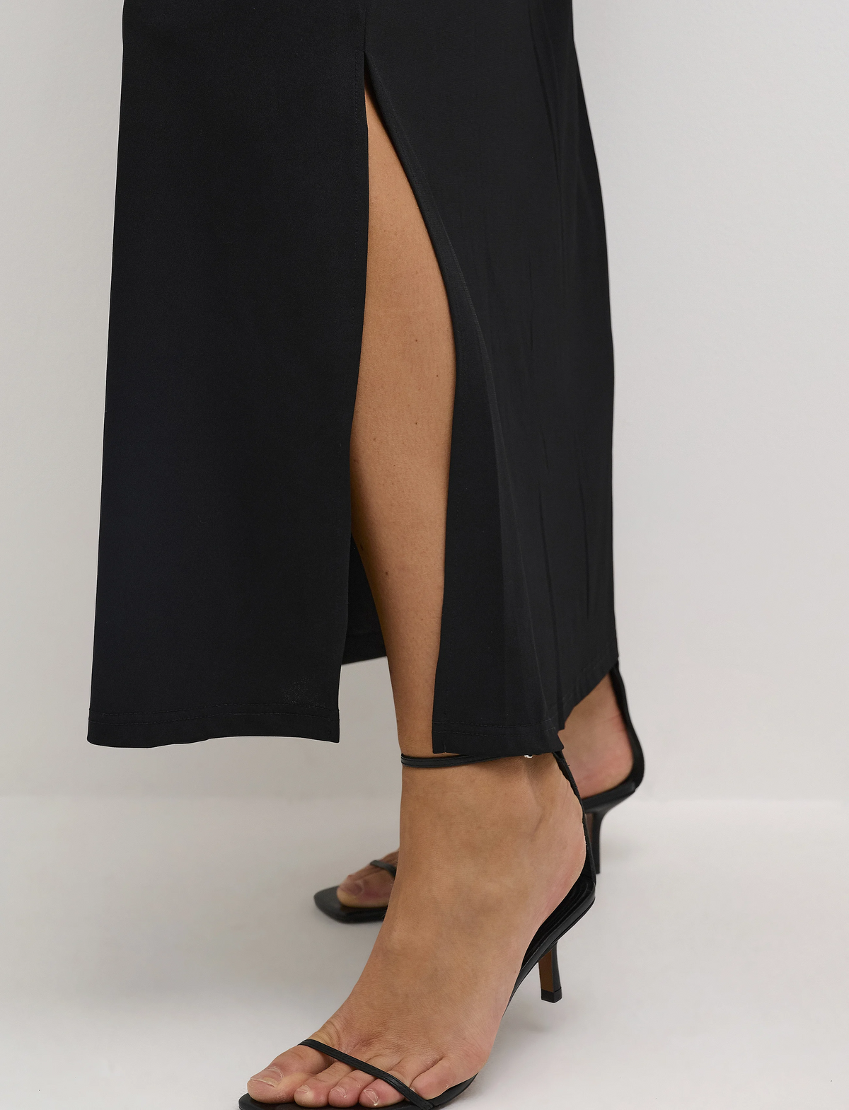 KAFFE Mallie Maxi Skirt