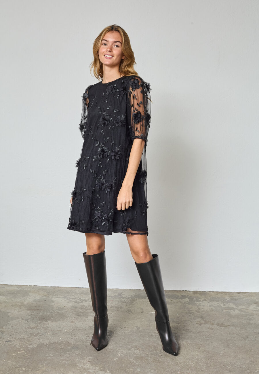 Sisters Point Gemba Dress